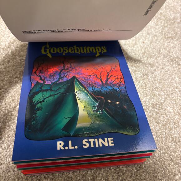 Vintage RL Stine Goosebumps Postcard Book 1996 90's Collectible Spooky Scary - Picture 4 of 4